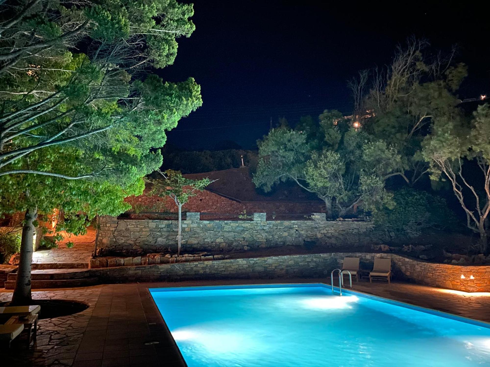 Apaggio Apartments Katapola Bagian luar foto
