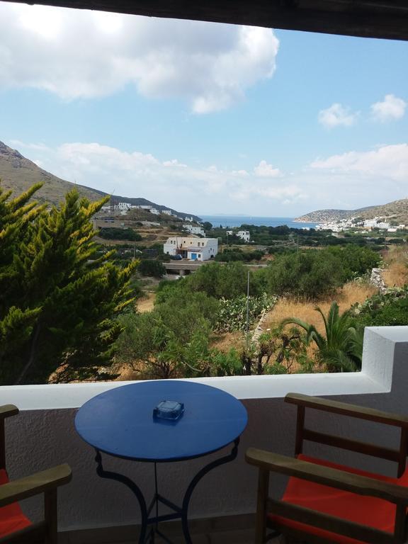 Apaggio Apartments Katapola Bagian luar foto